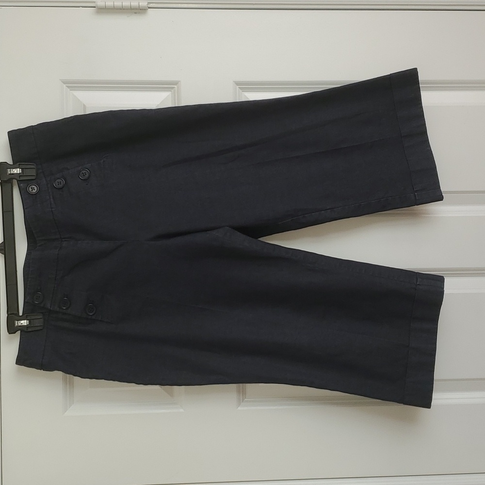 New york & company capris